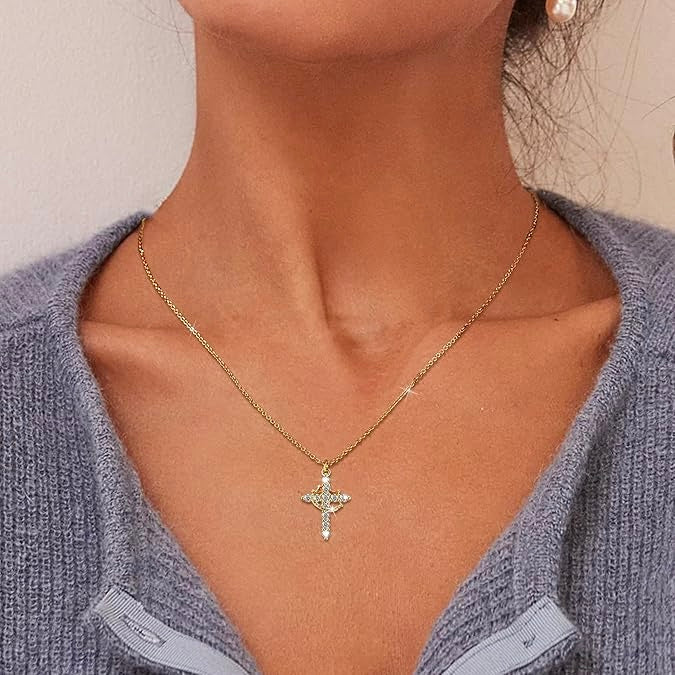 DIVINE LOVE NECKLACE